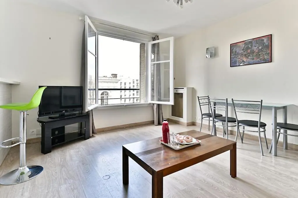 Appartement Central Avenue Du Maine Paris
