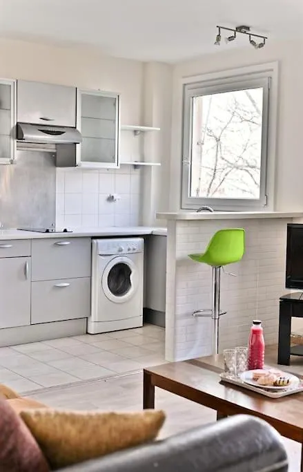 Apartment Appartement Central Avenue Du Maine Paris France