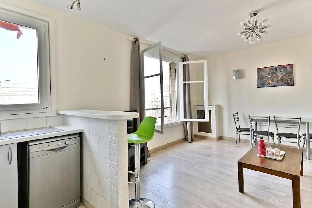 Appartement Central Avenue Du Maine Paris Apartment