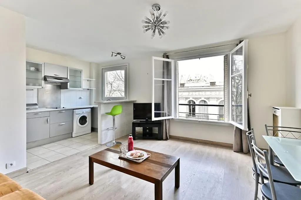 Appartement Central Avenue Du Maine Paris